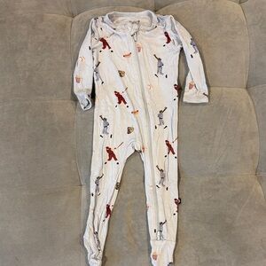 Kyte BABY Footed One-Piece Pajama with vintage baseball player. Bamboo